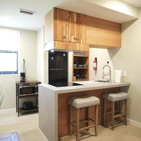Charming Apartment Just 2 Minutes From Brickell